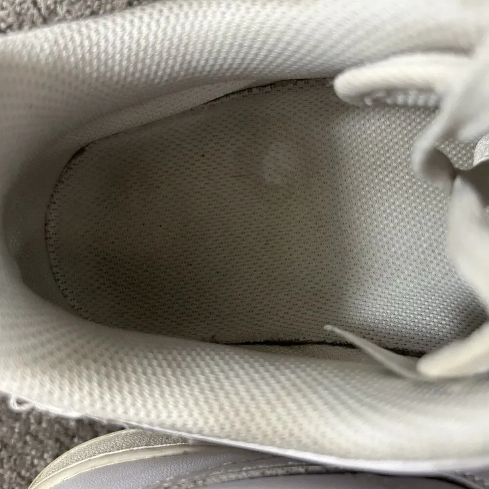 Nike Air Force 1 '07 Low DD8959-100 Women’s Size 10 White Leather Athletic Shoes